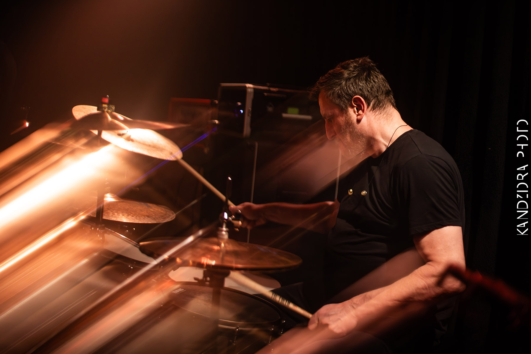Howling Wolves Record Release Party 2026 - Neue Zukunft