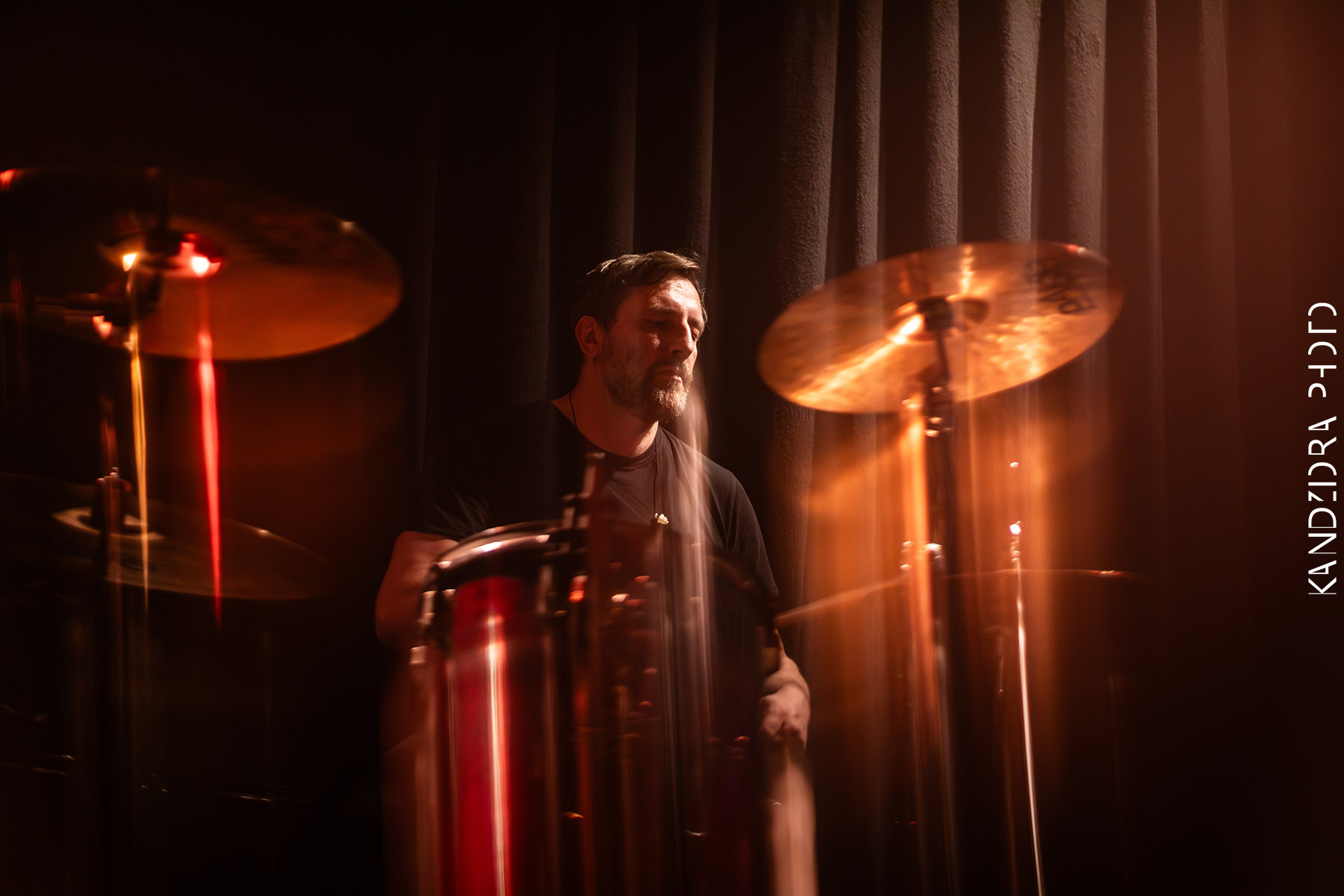 Howling Wolves Record Release Party 2026 - Neue Zukunft