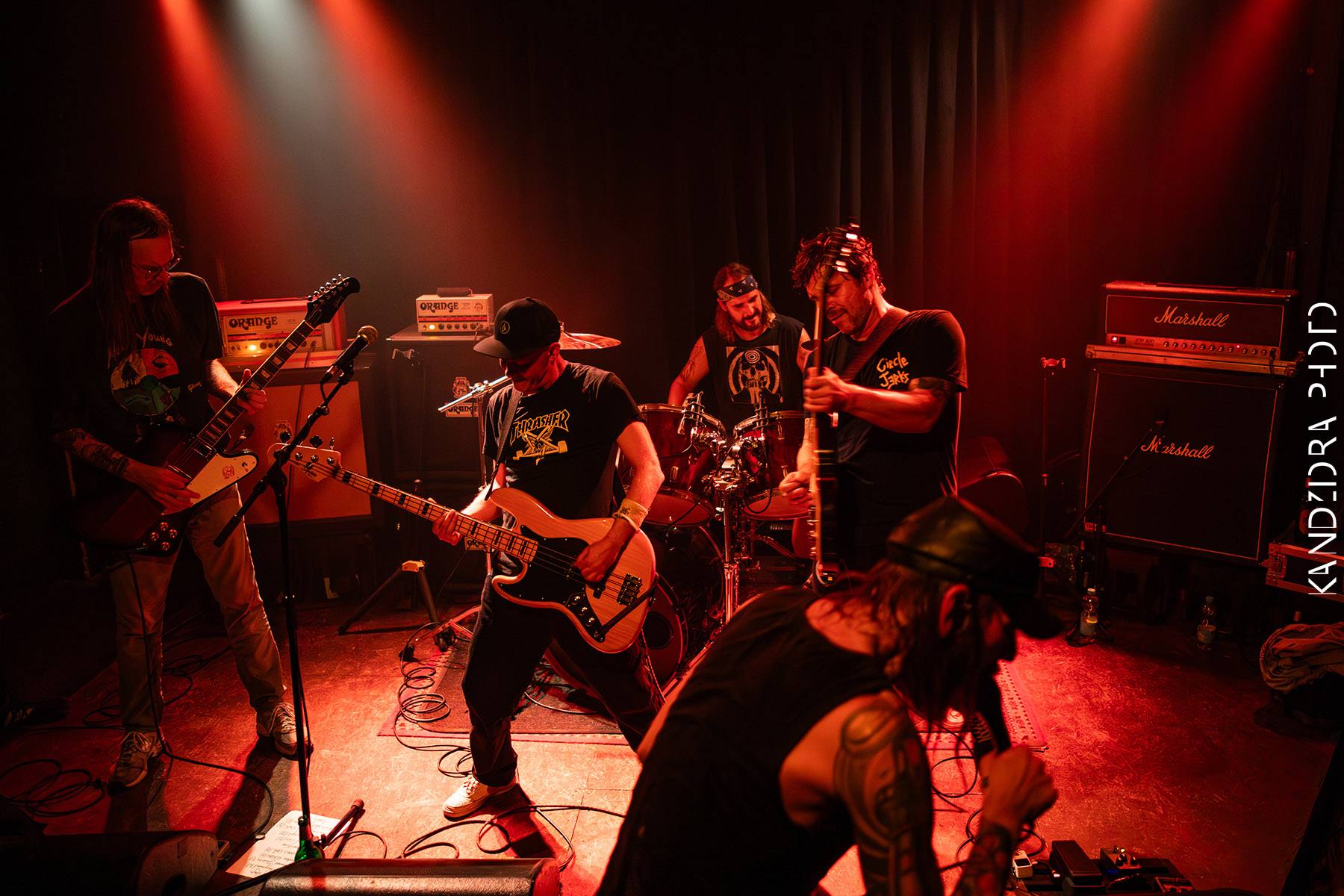 Howling Wolves Record Release Party 2026 - Neue Zukunft