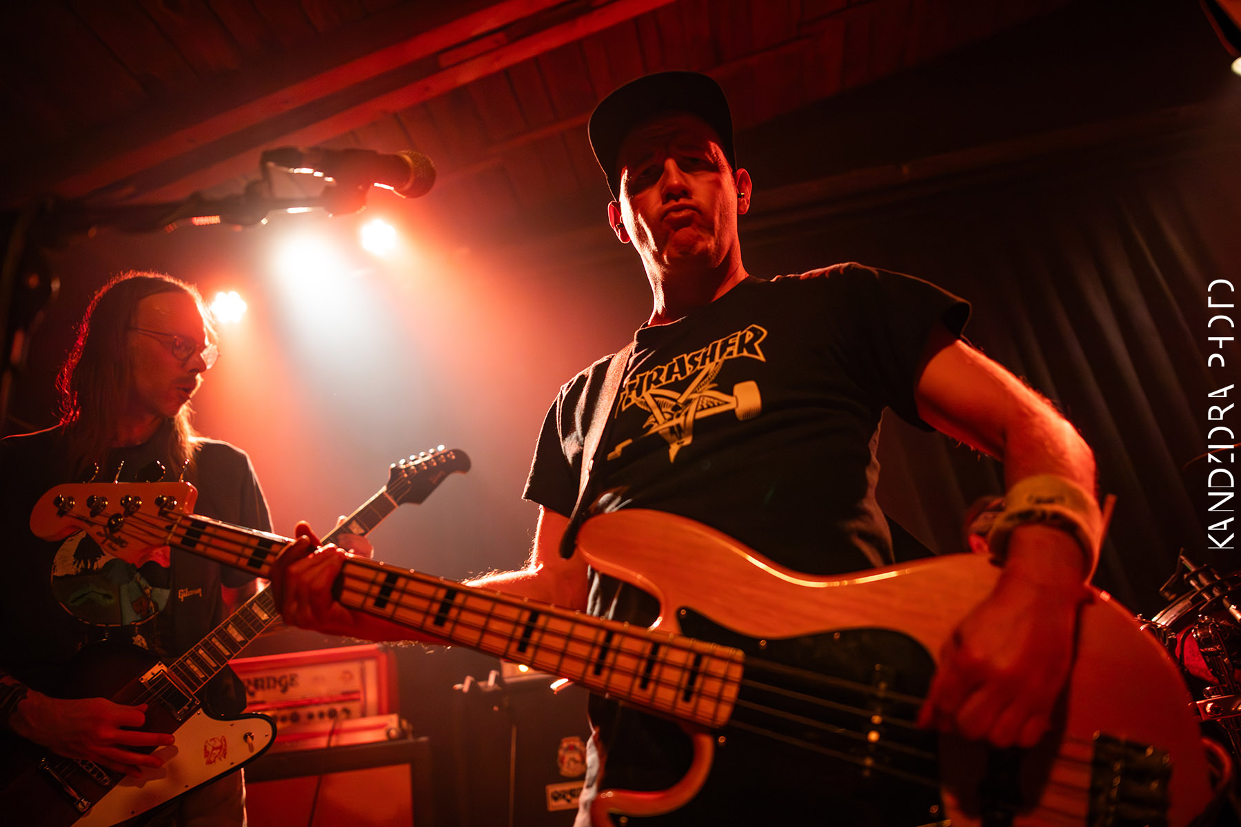 Howling Wolves Record Release Party 2026 - Neue Zukunft