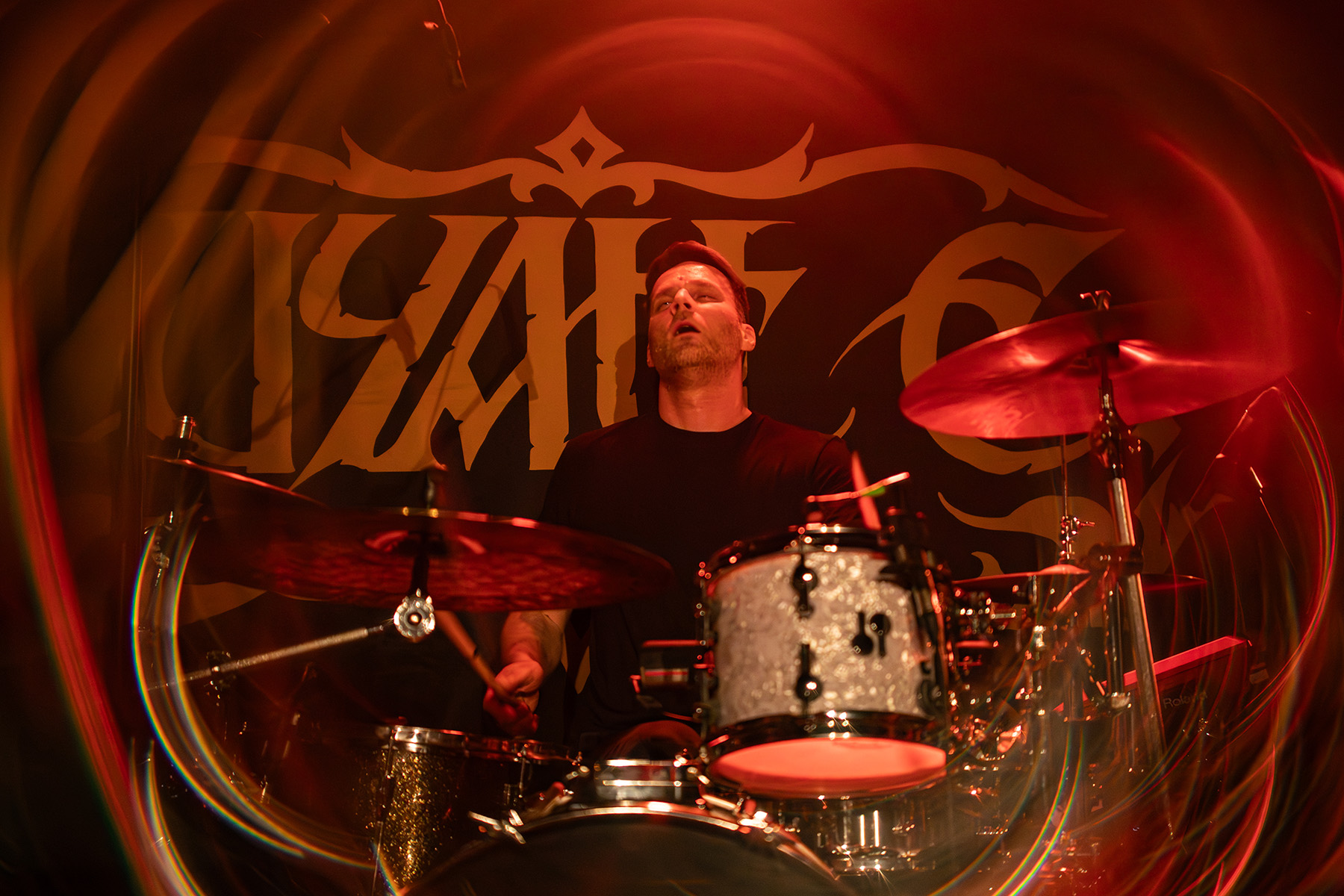 Wyatt E and The Antikaroshi at Neue Zukunft 2026