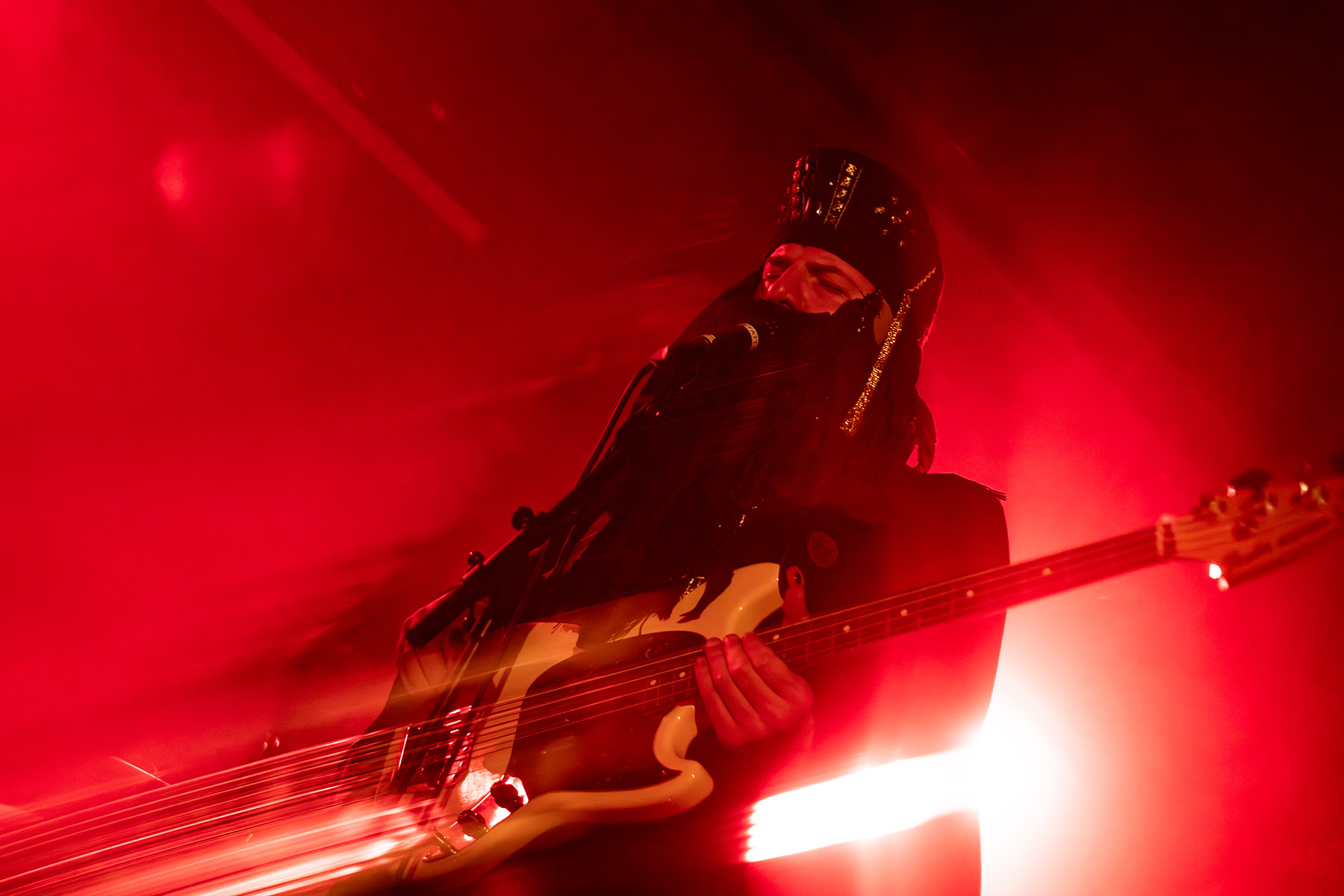 Wyatt E and The Antikaroshi at Neue Zukunft 2026