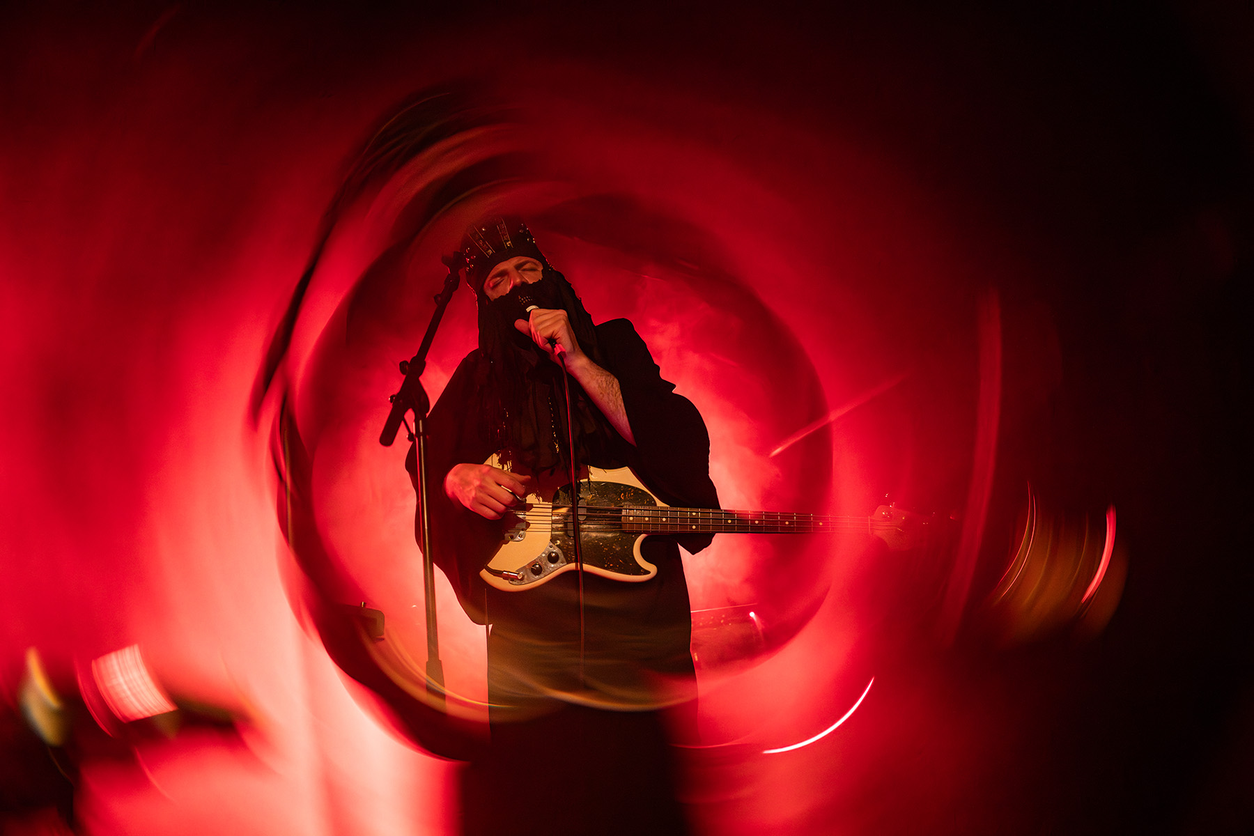 Wyatt E and The Antikaroshi at Neue Zukunft 2026